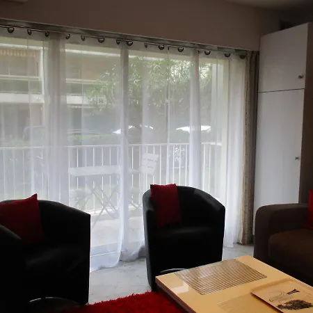 Russie Studio Cannes